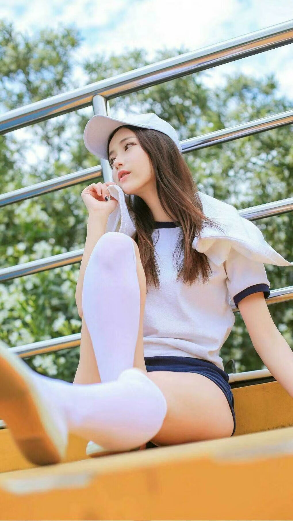 开云体育官方入口-“胜利的喜悦”——夺冠车手的激情瞬间全集，胜利冠军歌曲